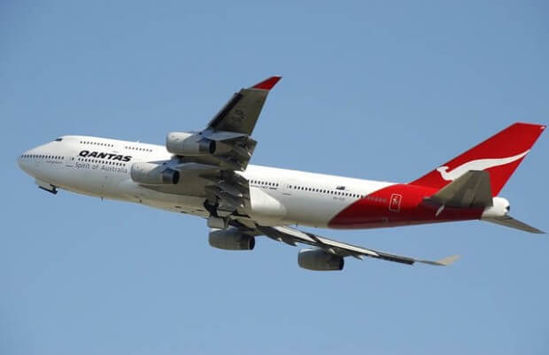 Qantas frequent flyer jet 